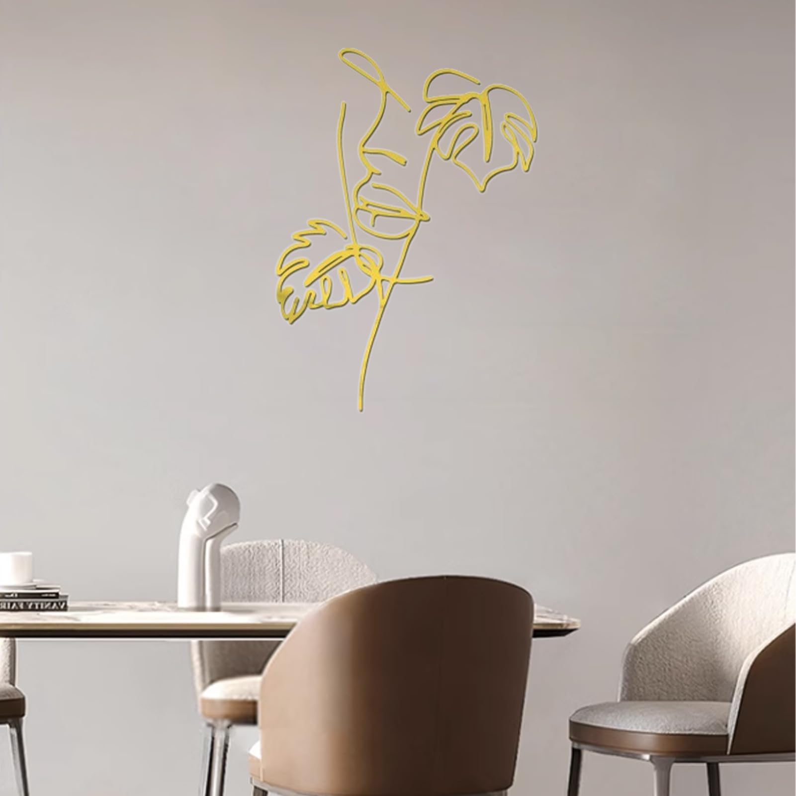 Syfunlv Metal Line Art Wall Decoration, Metal Wall Art, Minimalist Abstract Woman Wall Art, Modern Wall Line Décor, for Patio Balcony Dining Room Bathroom Living Room Kitchen Decorations (Gold,M)