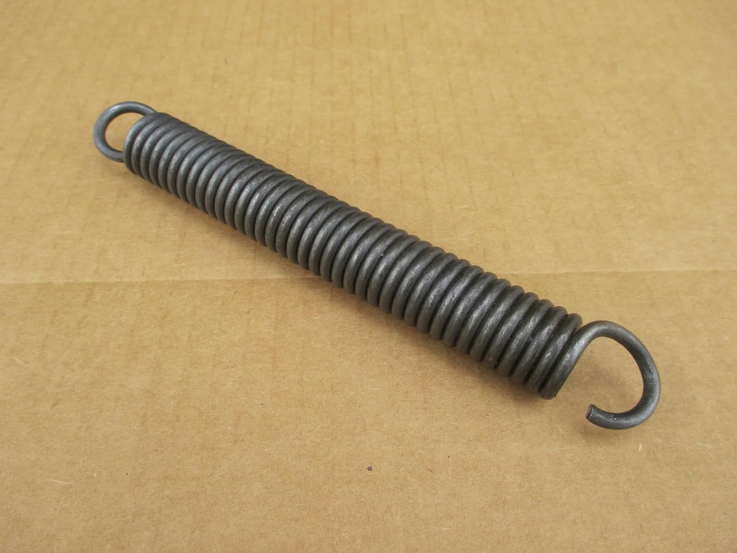 CLUTCH + BRAKE PEDAL RETURN SPRING Replacement for IH INTERNATIONAL FARMALL 240 404 504