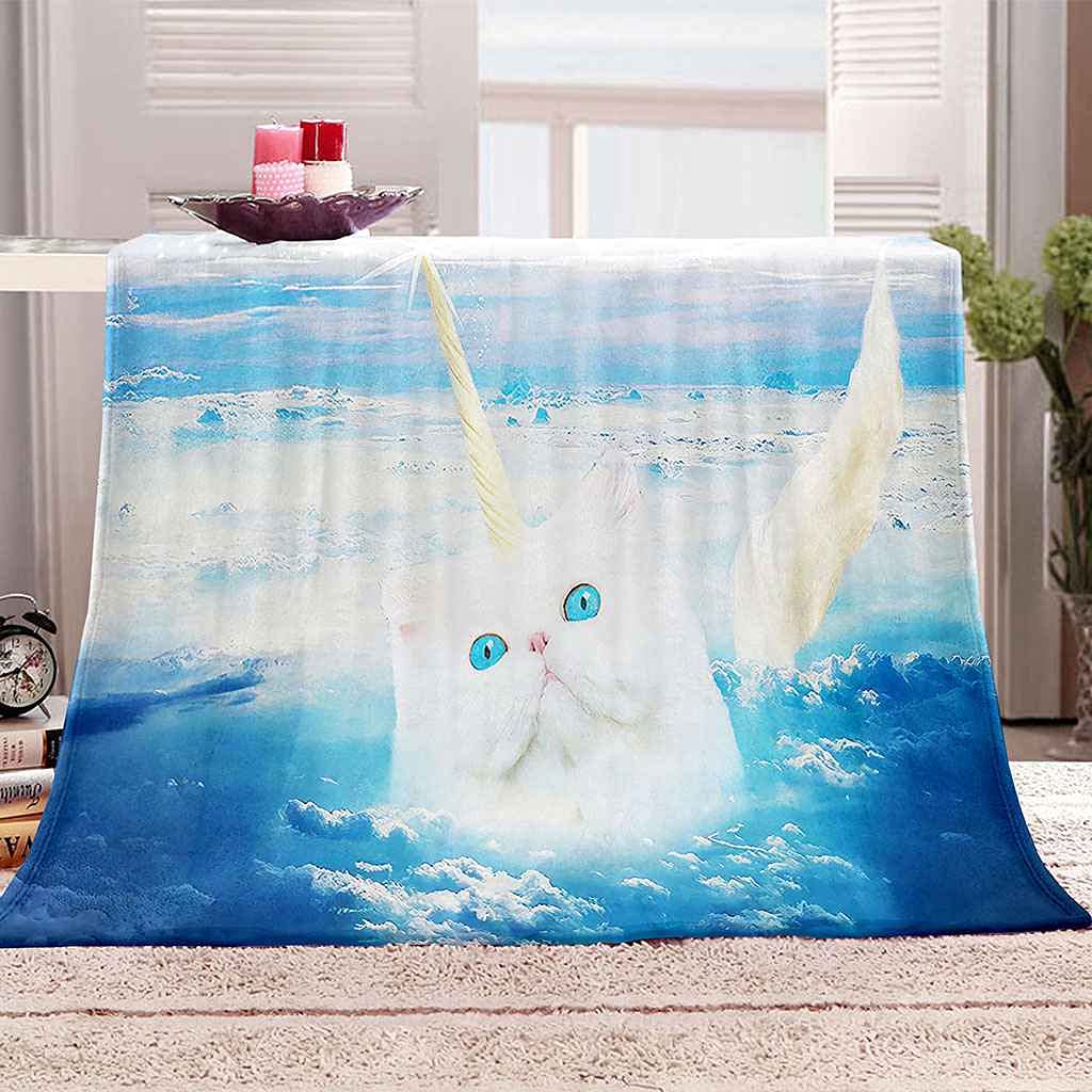 Couverture polaire chat blanc imprimé pour des soirées cocooning en famille au salon