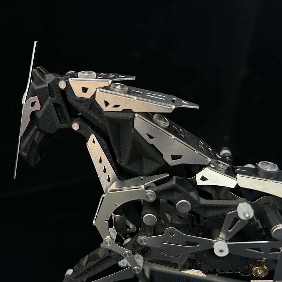 165 pièces - Cheval mécanique 3D en métal à énergie solaire - Modèle de puzzle avec engrenage mobile - Sculpture industrielle - Décoration de bureau - Pour amateurs de modélisme STEM - Adultes