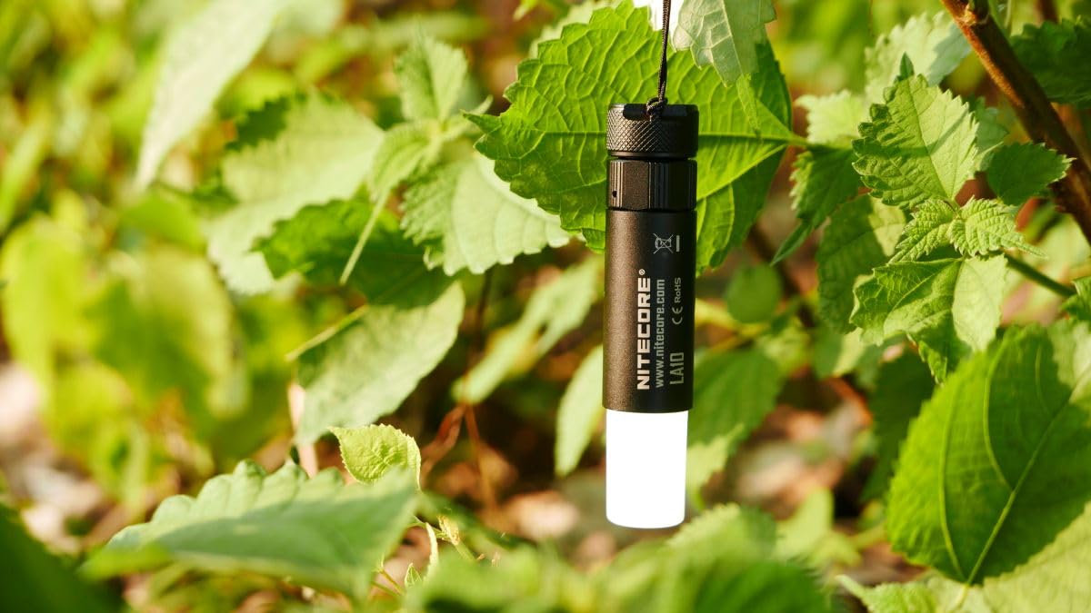 Nitecore LA10 - latarnia kempingowa, 3 lampy świetlne, dno magnetyczne, bateria AA