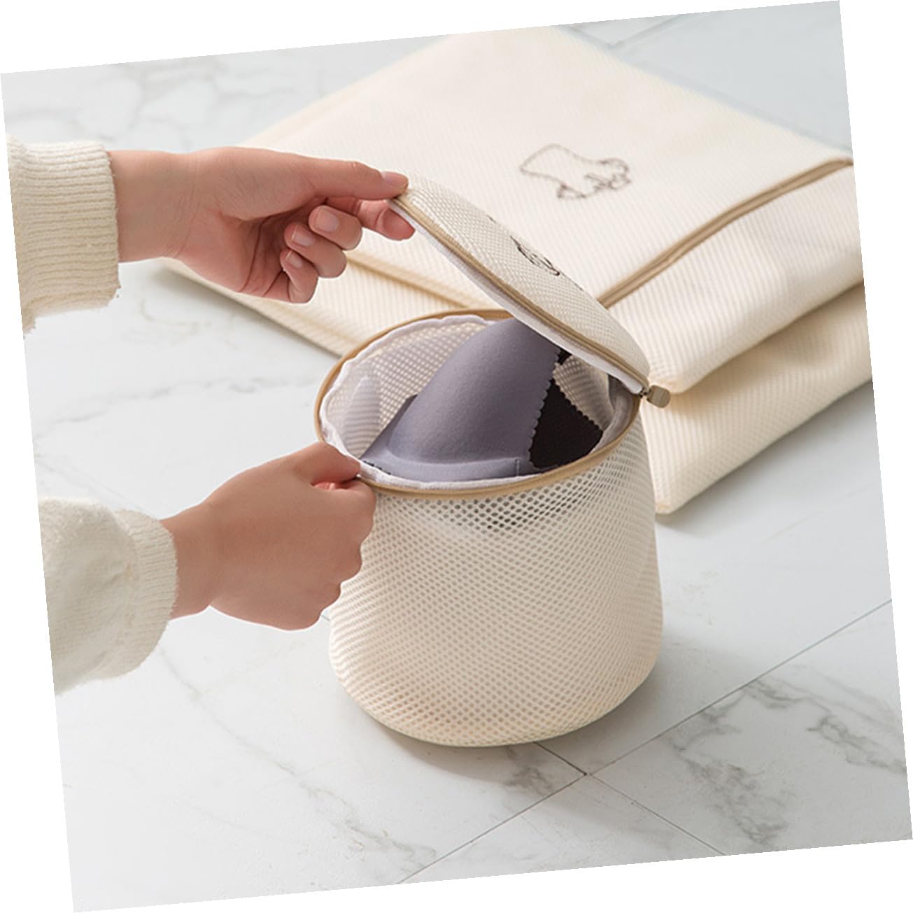 Set di Sacchetti per Biancheria 6 Pezzi in Poliestere | Rete Fine Beige, per Lavatrice e Viaggio, Riduce lo Sbiadimento e Aiuta a Mantenere la Forma