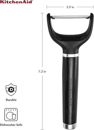 Vista 3 de KitchenAid - Pelador en Y con mango ergonómico y cuchilla de un solo filo – Apto para lavavajillas con cubierta protectora Negro ónice