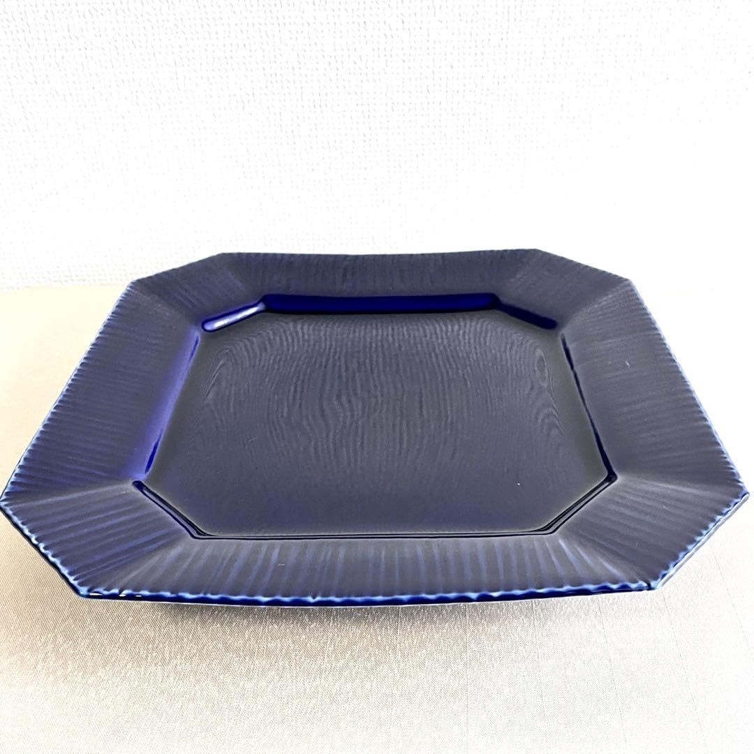 ★新品未使用 ★有田焼　瑠璃色　角皿隅切り　大皿　 ディナー皿　パスタ皿 ☆新品未使用 ☆有田焼瑠璃色角皿隅切り大皿 ディナー皿パスタ皿