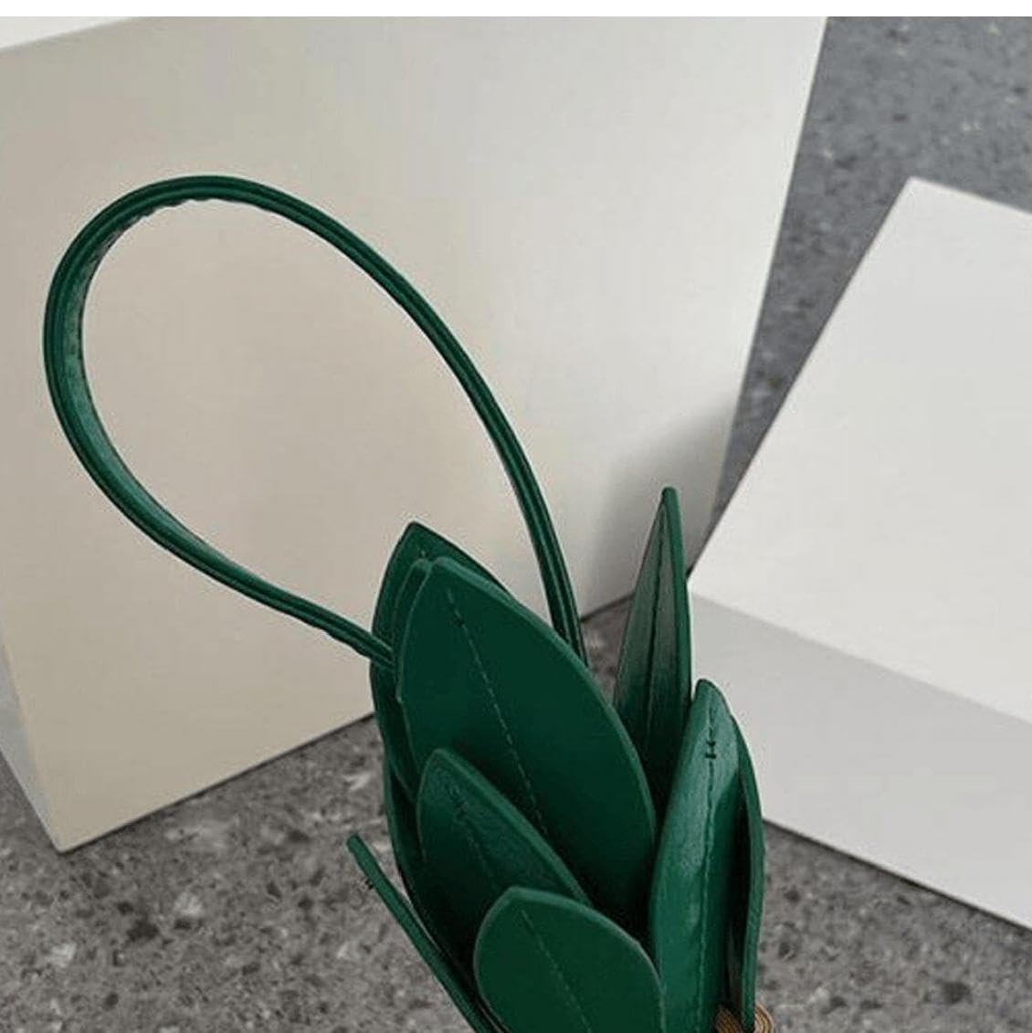 【専用ページ】ショルダーバッグ3点 51v8t3Nye1L._UF894,1000_QL80_.jpg