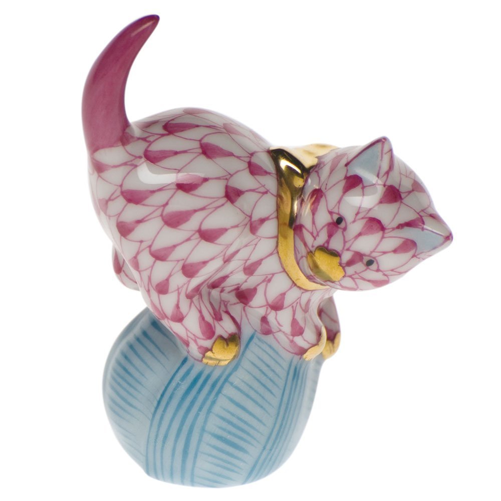 Amazon.com: Herend Figurine Mischievous Kitty Cat Raspberry