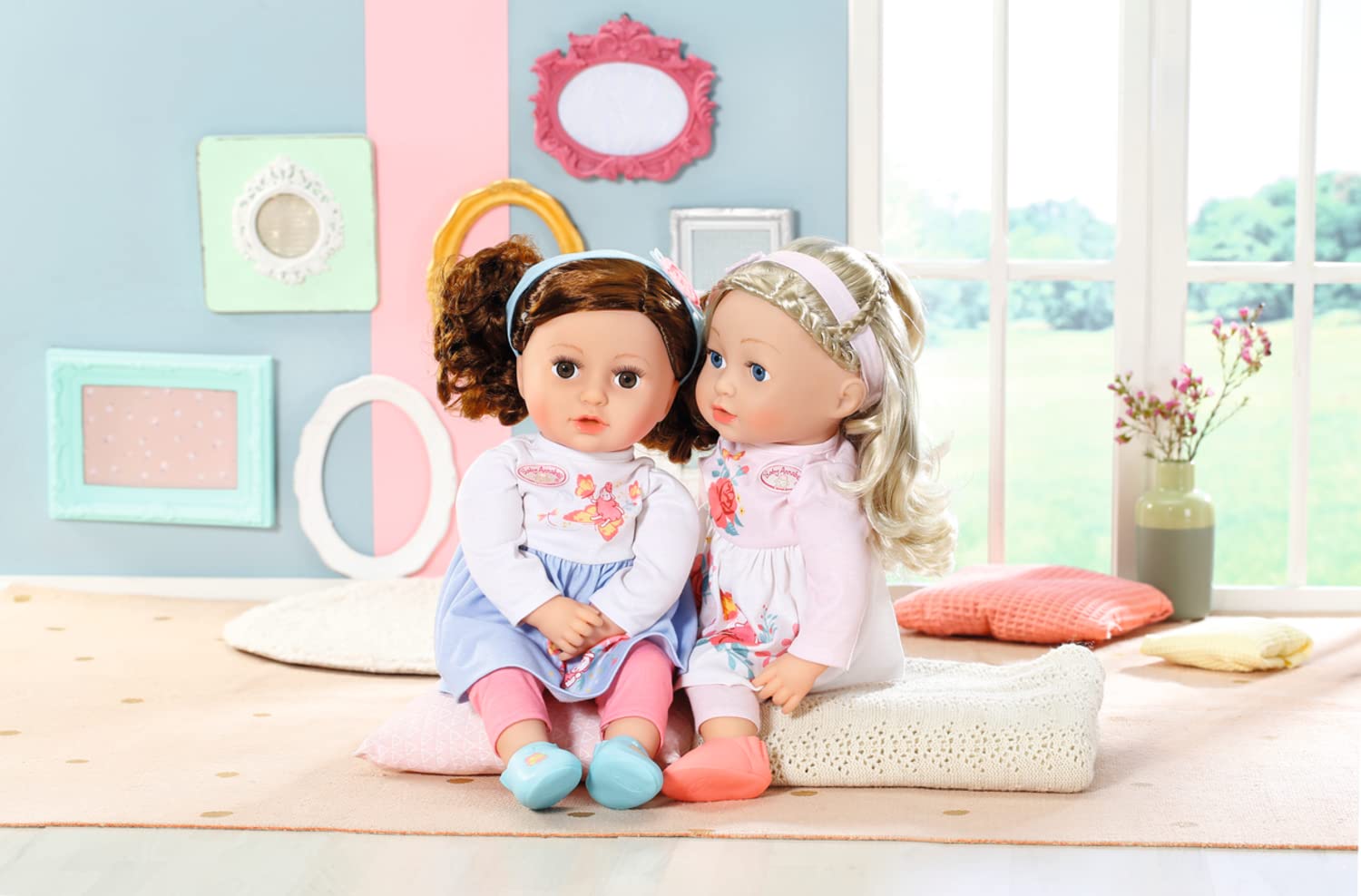 Zapf Creation 709948 Baby Annabell Sophia 43cm- weiche Stoffpuppe mit Langen blonden Haaren, rosa Puppenkleidung bestehend aus Kleid, Leggings, Schuhen, Haarband und Bürste.