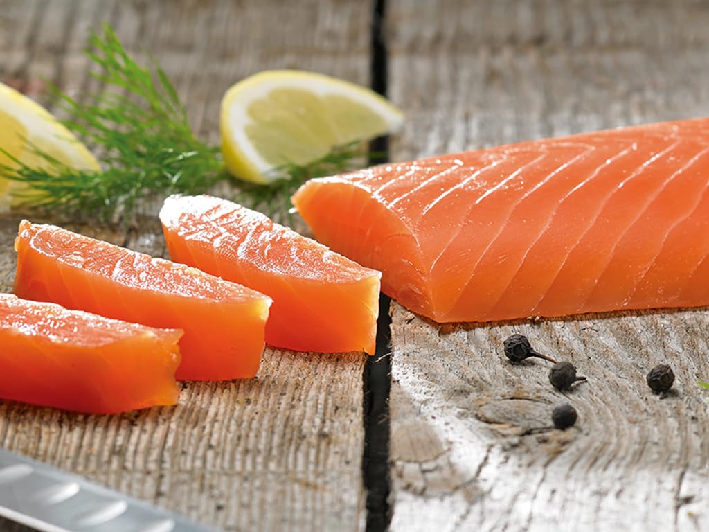 230g geräuchertes Lachs-Rückenfilet mit Zitrone & Pfeffer veredelt | das feinste Stück vom Nordland-Lachs Räucherlachs für Feinschemcker | Ultrapremium Filet Royal aus Schottland | Top Kühlversand