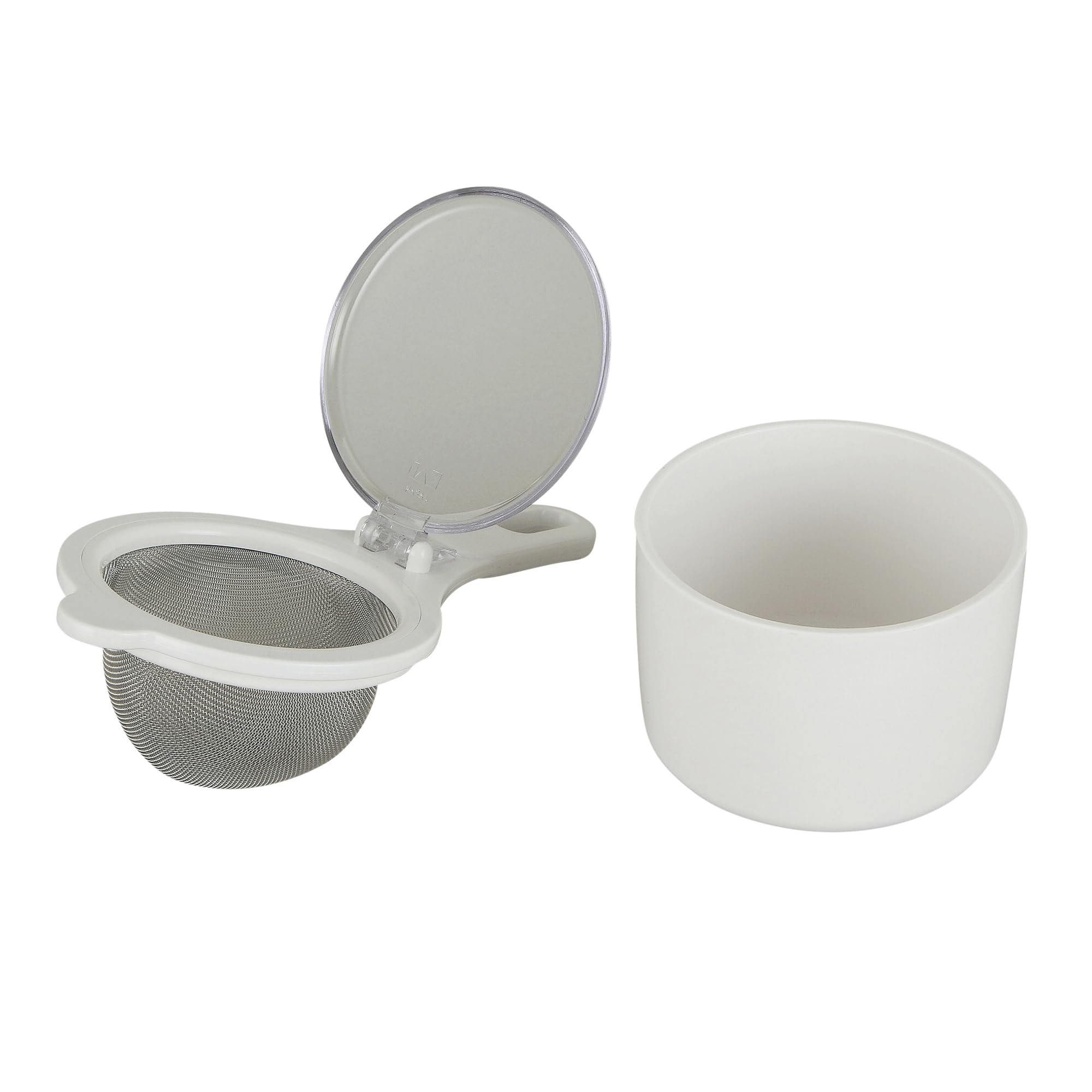 Kai One-Touch Tea Strainer & Saucer Set