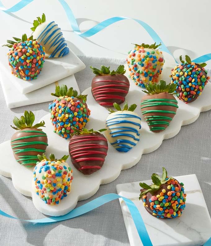 From You Flowers - Festive Belgian Chocolate Covered Strawberries (12 Pieces)