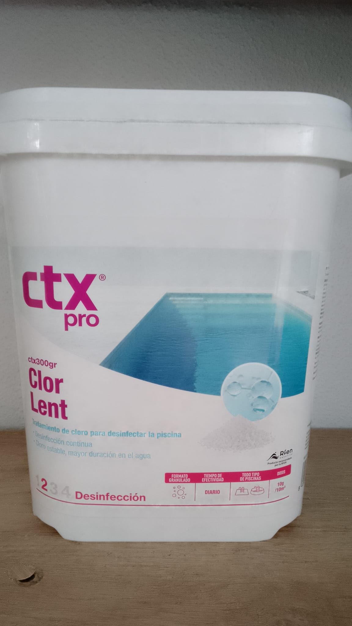 Cloro para Piscinas de la Marca FLUIDRA Modelo CTX 300/GR 5KG TRICLORO GR. - ENVASE Cuadrado