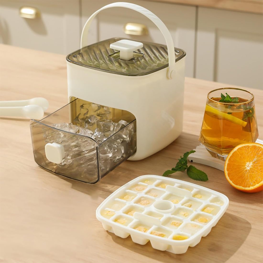 2026 Neu Clear Ice Maker, Tragbarer Eisbereiter mit Deckel und Aufbewahrungsbox 48 Eiswürfel, Eiswürfelbehälter, Ice Cube Tray, Eiswürfelentnahme per Knopfdruck, Eis Immer Griffbereit(B)