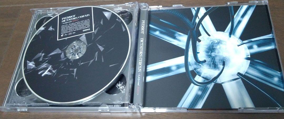 DICTATORS　CIRCUS-A　deformed　BUD- PIERROT Dictators Circus Ⅶ-deformed BUD- DICTATORS CIRCUS