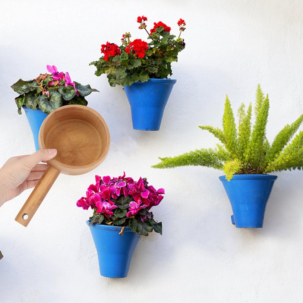 HOLIDYOYO 2pcs Bamboo Long-handled Water Spoon Kitchen Utensil Soup Ladle Water Ladle Bailer