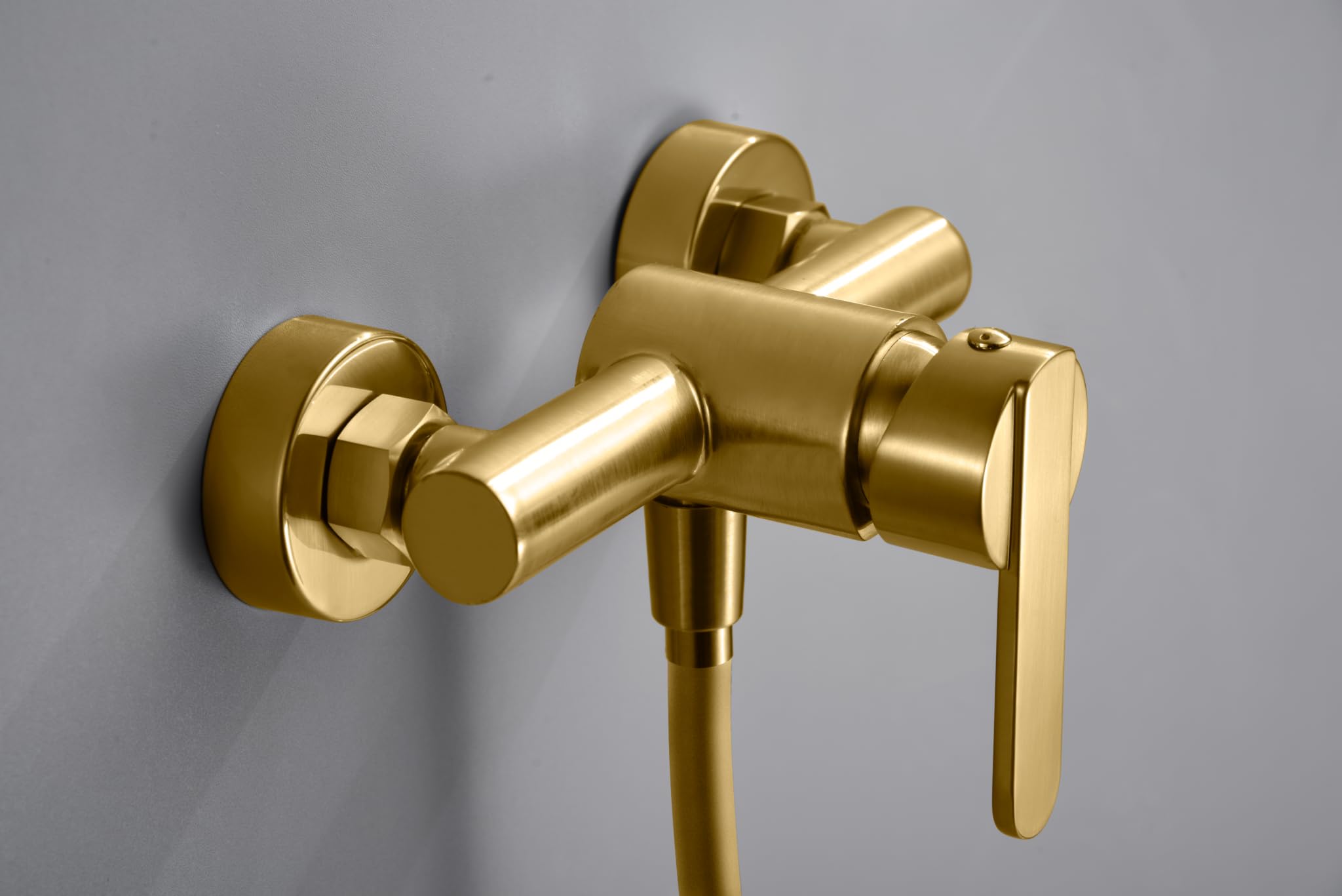 IMEX Monomando para Ducha SERIE ROMA – Grifería de Latón, Kit Grifo Ducha Moderno Completo, Cartucho Cerámico Ø35 mm, Flexo PVC 1.80 m. (Oro Cepillado)