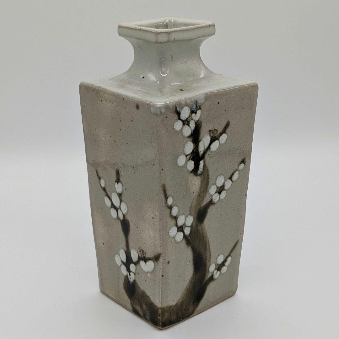 【ビンテージ】益子焼角瓶鉄釉花瓶 Amazon.co.jp: 益子焼 梅絵角瓶 「忠」銘 花瓶 花器 フラワーベース