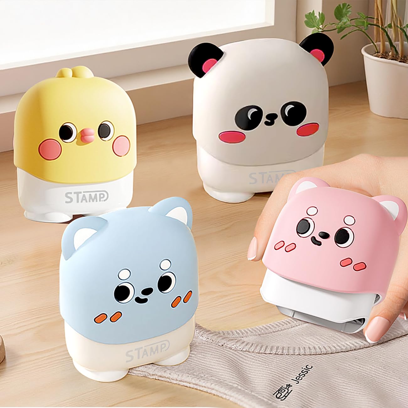 Personalised Name Stamp for Kids Clothes, Waterproof and Durable, Washable Clothing Name Stamp Tags, 8 Colors and 36 Cartoon Patterns, Custom Fabric Stamps for School Uniform