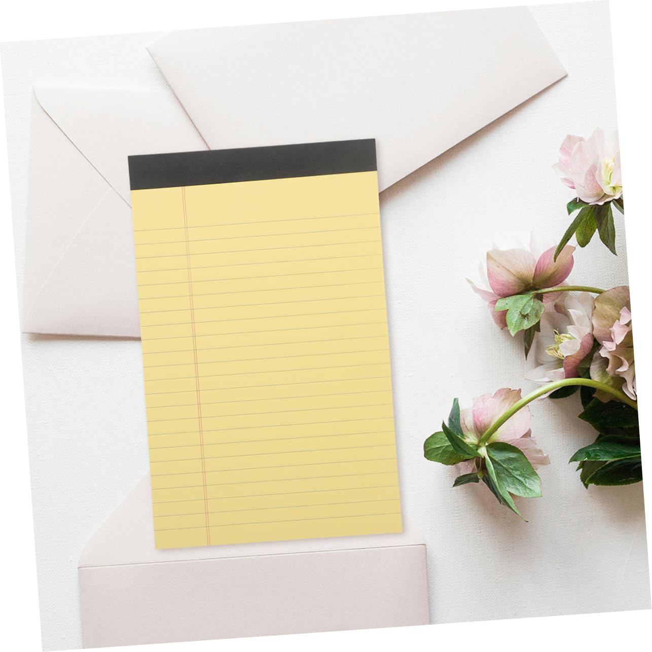 Gelbe Schreibblöcke mit Linien, 12 Pads À 50 Blatt aus Papier | Schule und Zuhause, Einfache Optik, 12 Stück Packung als Notizblätter für Lehrer und Schüler