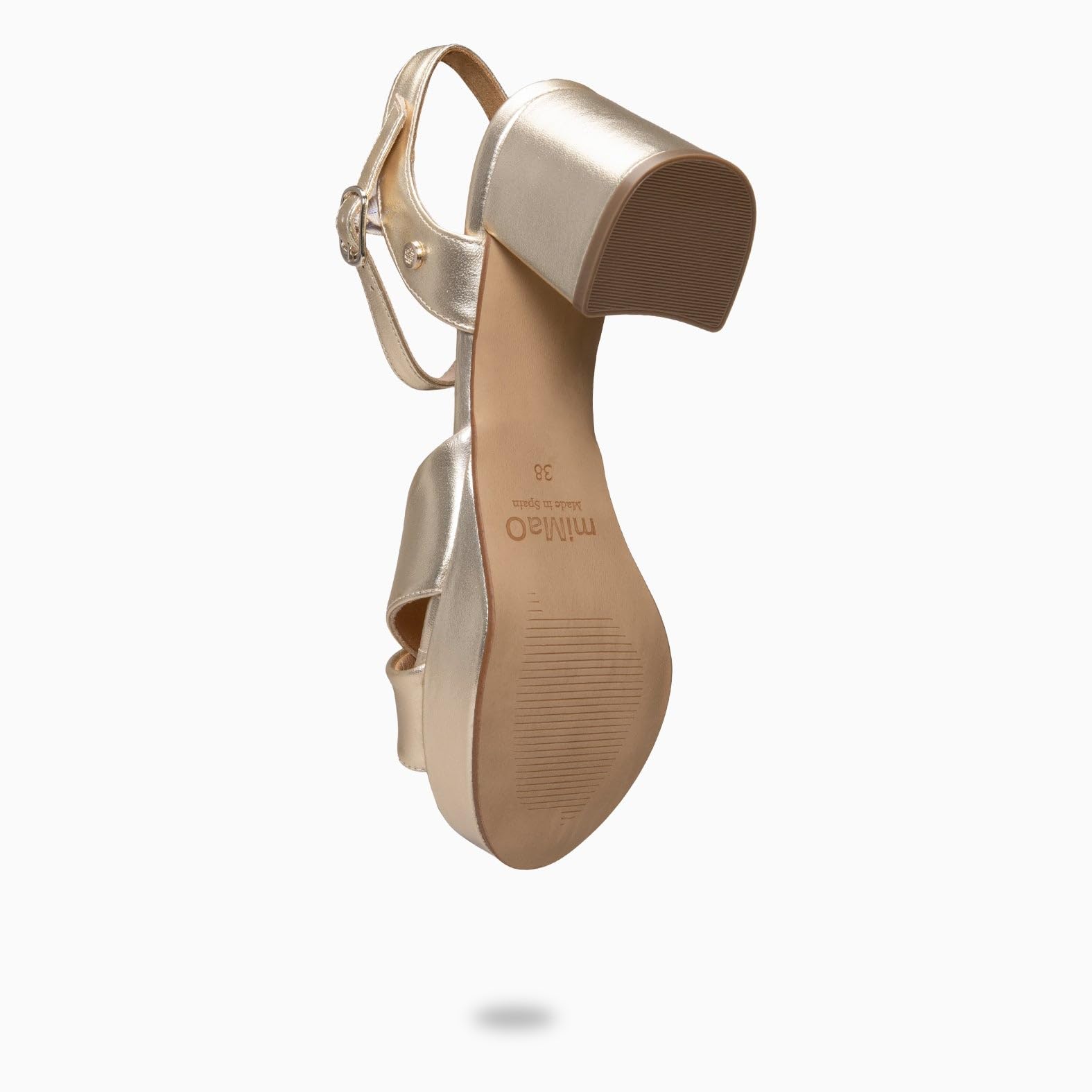 miMaO. Sandalias con plataforma elegantes y cómodas de piel. Diseñado y Fabricado en España
