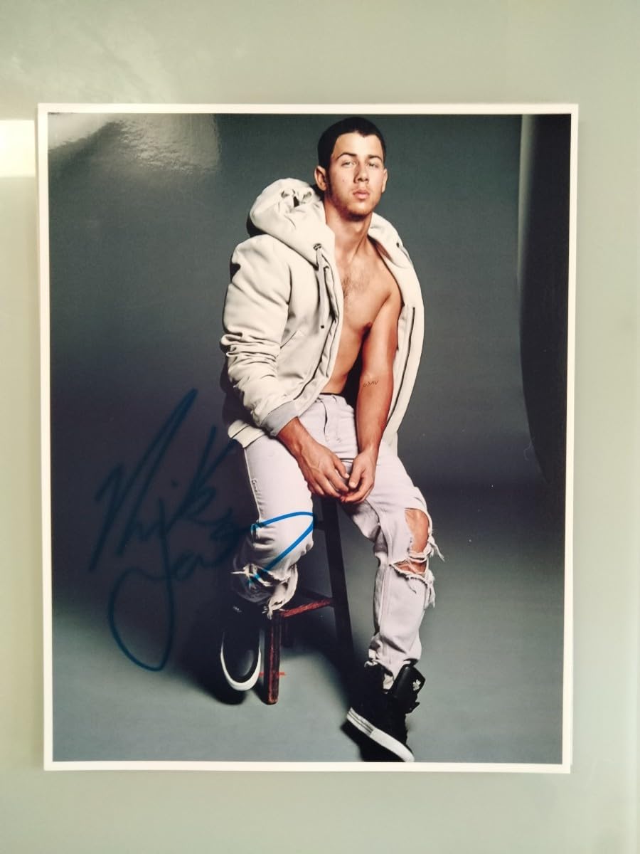 Amazon.co.jp: ニックジョナス直筆サイン入り写真…Nick Jonas…ジョナス 