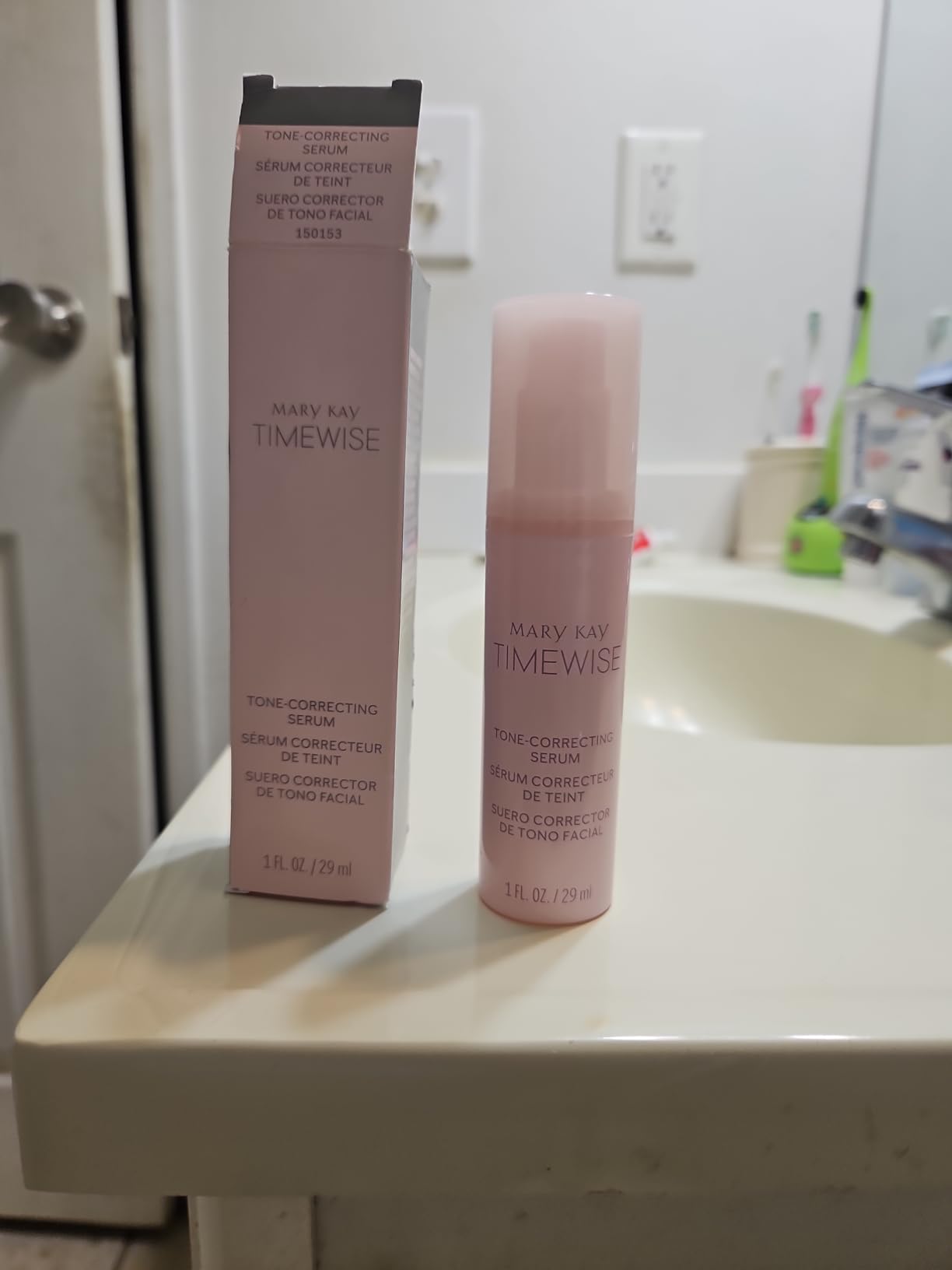 Mary Kay Tone-Correcting Serum