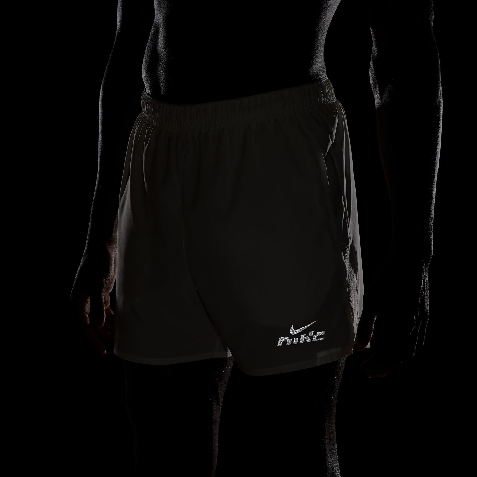 Nike Challenger Flash Dri-Fit spodenki do biegania dla mężczyzn (ok. 13 cm), IB4129