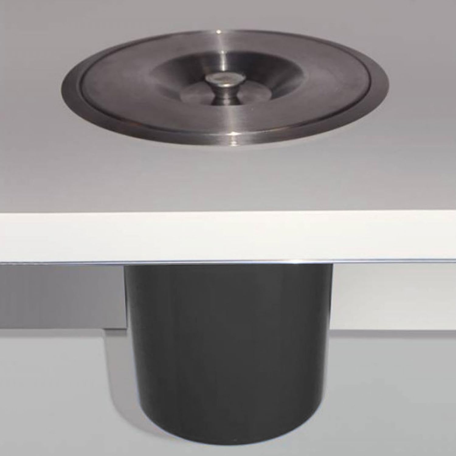 Well Home 5L Black WORKTOP BIN with Stainless Steel LID