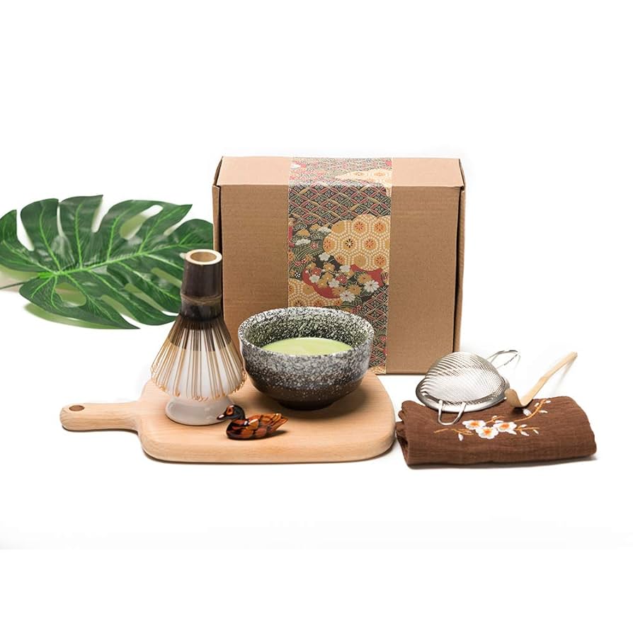 茶碗　茶盌　茶道具　matchabowl Amazon.com: 野口熊太郎茶園 Wooden Matcha Bowl with Brand