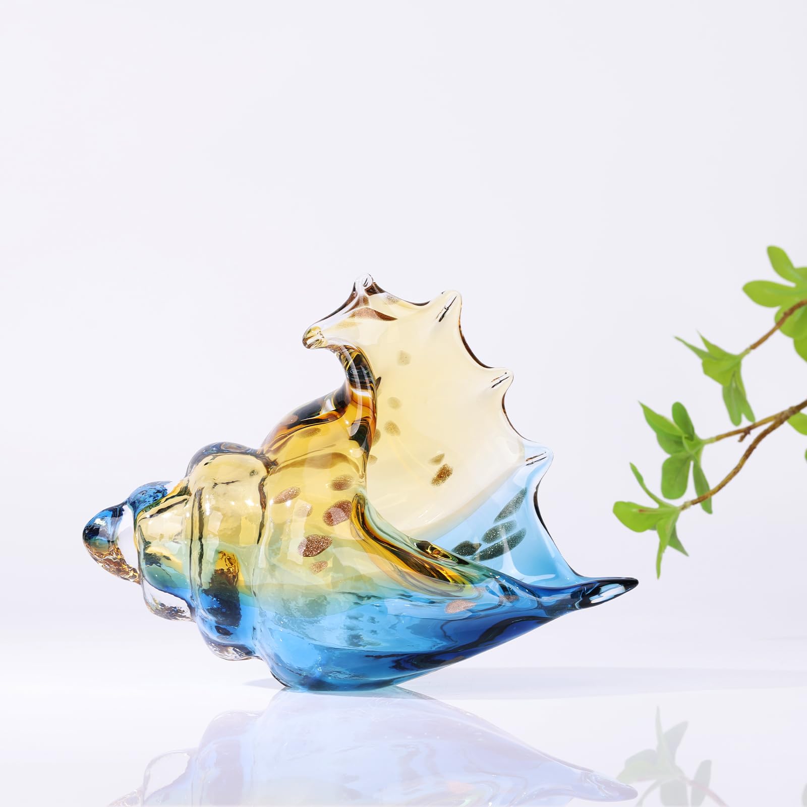 DOVDOV Statue di conchiglie in vetro soffiato a mano, statuette d'arte in vetro blu e ambrato, conchiglie per decorazioni per la casa costiera, supporto TV e libreria, ripiani del bagno e decorazione