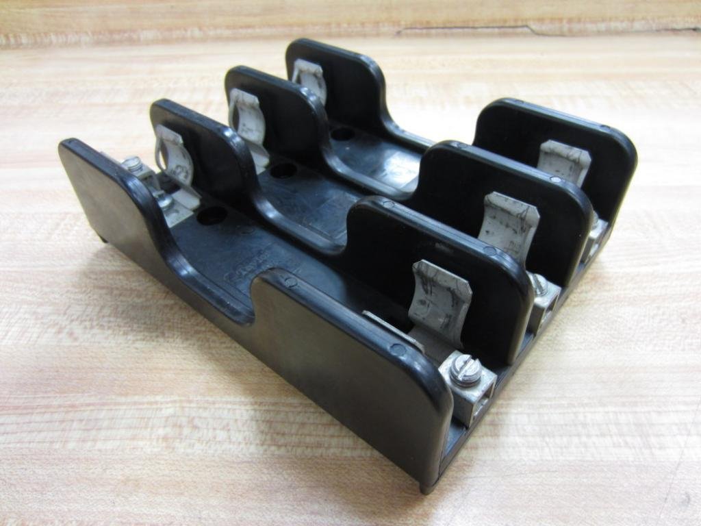 Taylor Dunn 60603 Fuse Block 600V 3 Pole