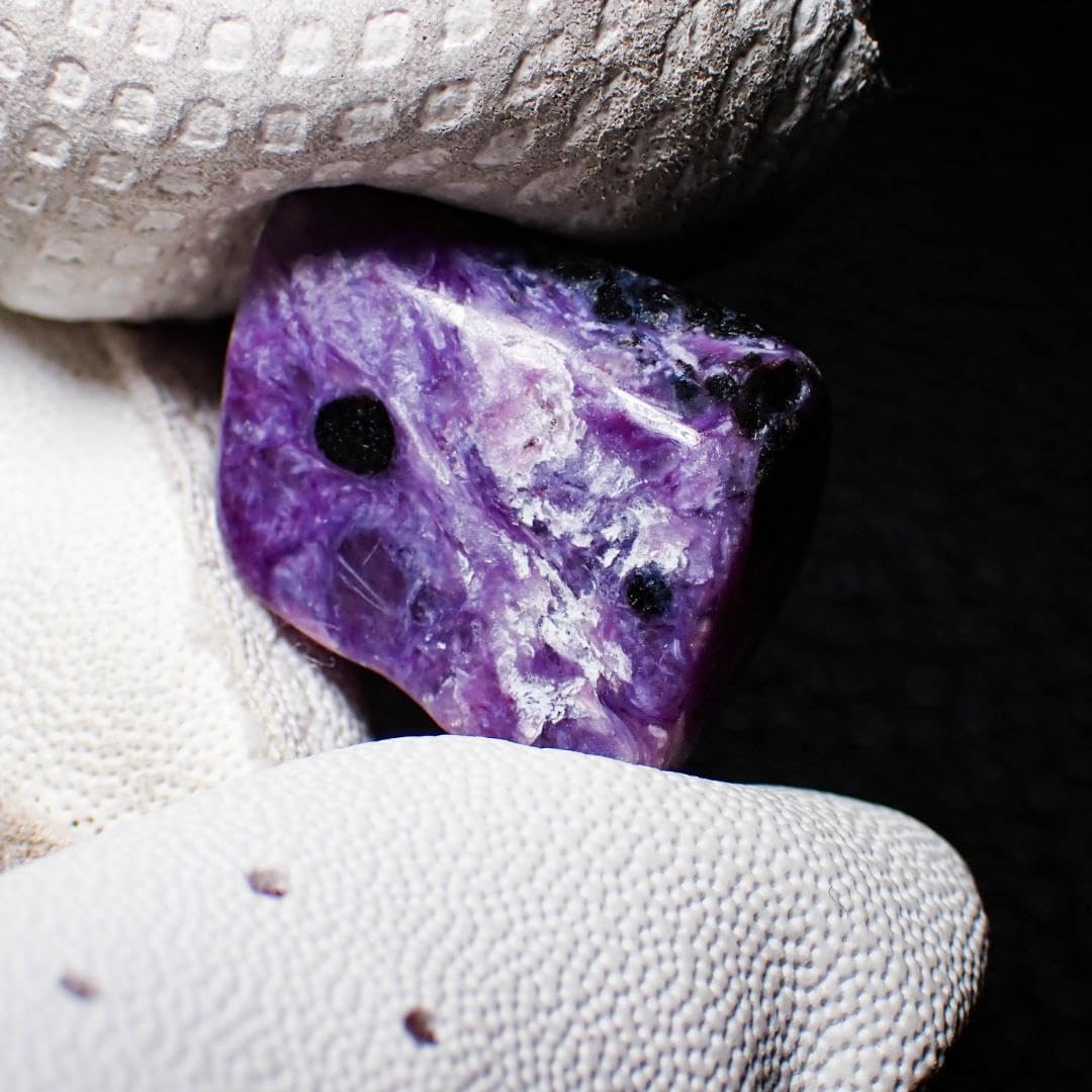 WR様3点おまとめ 天然石 ルチル チャロアイト アイオライト ギベオン