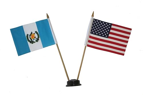 USA & GUATEMALA - Bandera pequeña de 4 x 6 pulgadas con soporte negro en un poste de plástico de 10 pulgadas. Nuevo