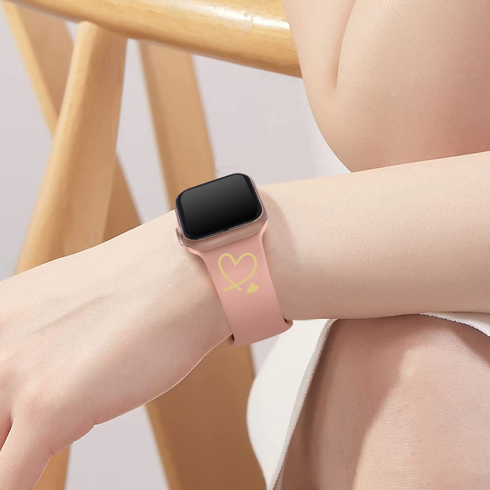 Compatible con Apple Watch Band de 1.496 pulgadas, 1.575 pulgadas, 1.614 pulgadas, para mujeres y hombres, correa de silicona con diseño único de amor para iWatch Series SE 7, 6, 5, 4, 3, 2, 1, color rosa 3