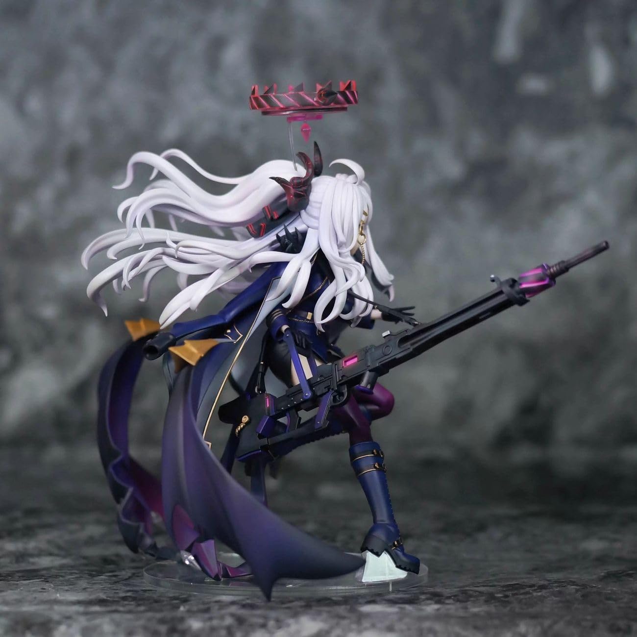 Amazon.co.jp: 白組み レ ブルーアーカイブ 空崎ヒナ 1/7スケール
