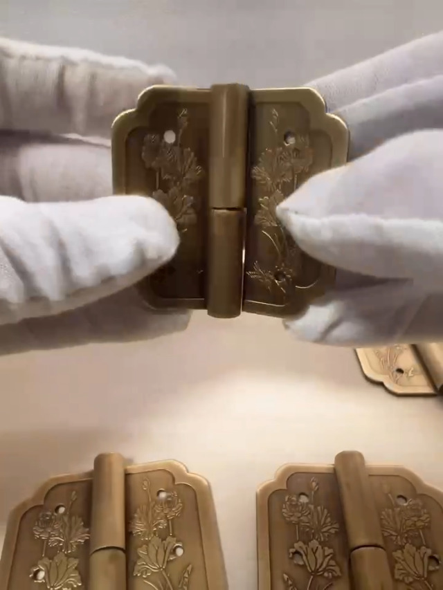 CHARNIERES COUDEES ACIER LAITON 50mm - LOT DE 4