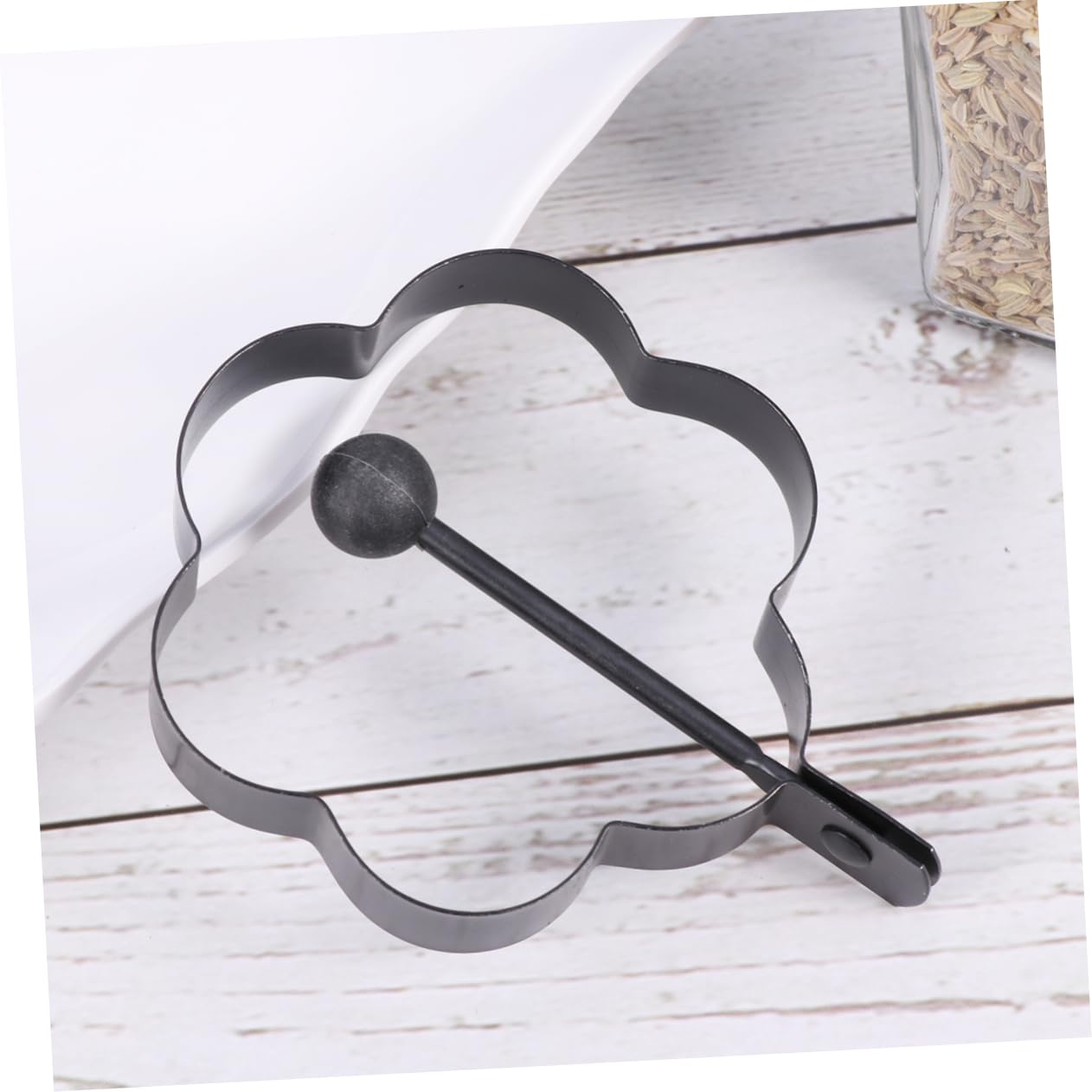 CIYODO Griddle Omelette Ring Handle 4pcs Frying Egg Rings Set Egg Shaper for Breakfast