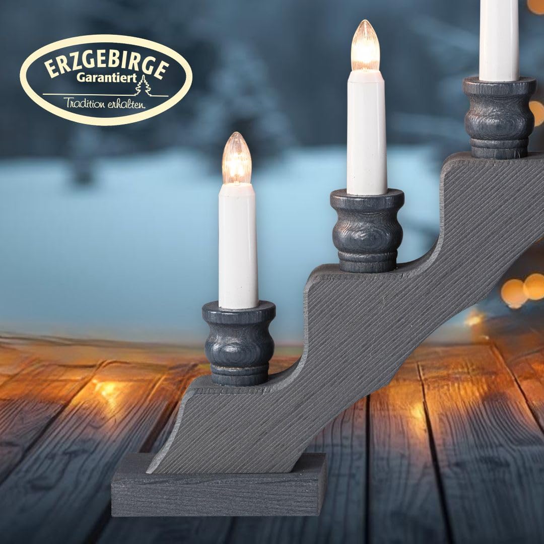 WEIGLA - Schwedenleuchter original Erzgebirge I Trendiger Schwede GRAU I LED I Schwibbogen Weihnachten I 7 Lampenkerzen + 1 Ersatzlampe I 7 x 34 V, 0,2 W, E10 I Weihnachtsdeko innen I Kiefernholz