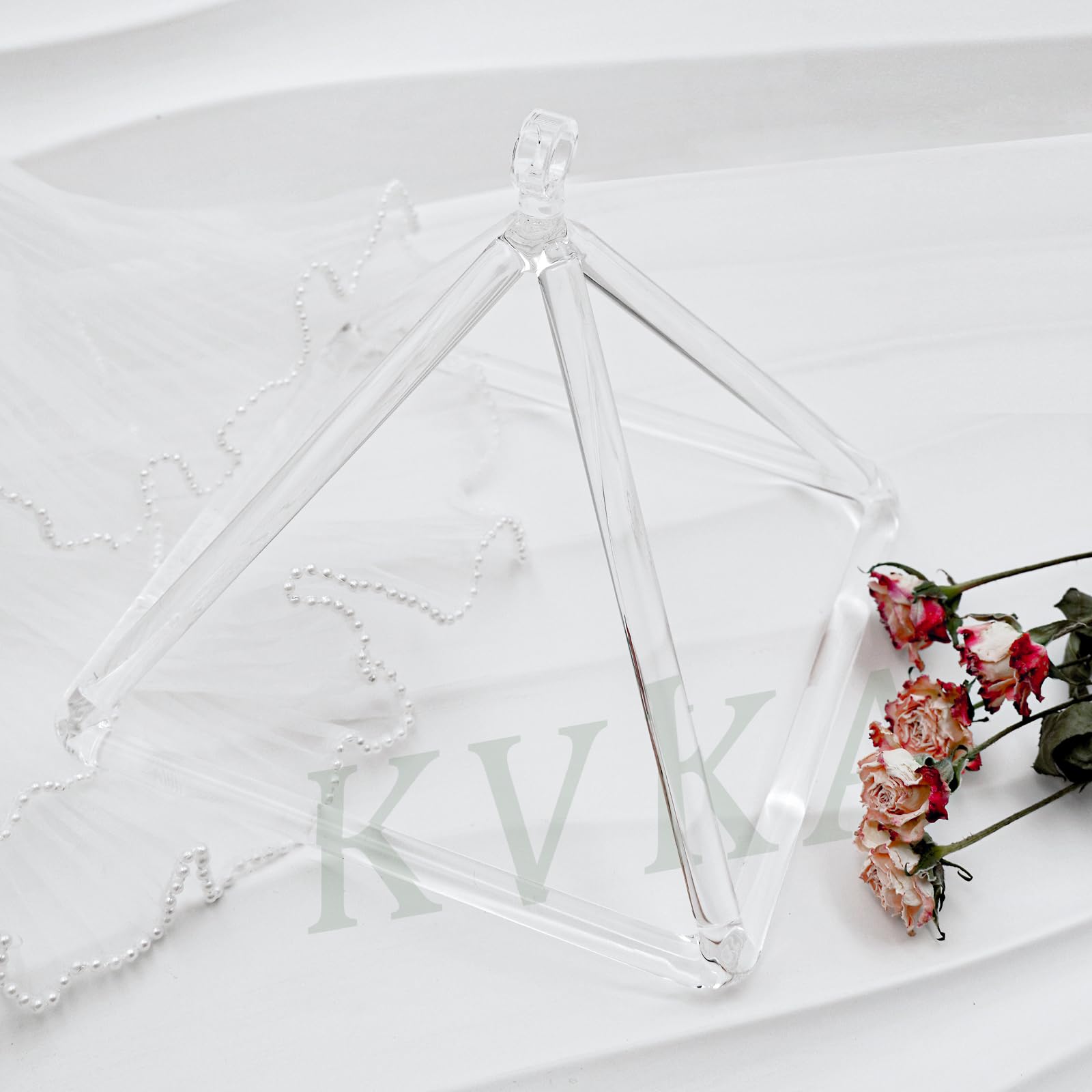 KVKA Przezroczysta kryształowa piramida śpiewająca z młotem i torbą – elegancka dekoracja do medytacji, jogi i domu (15 cm)