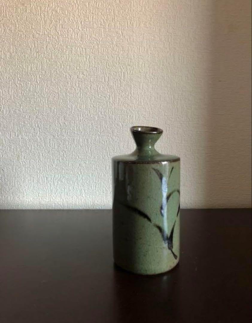 小山日出男 黒備前窯変徳利 黄胡麻