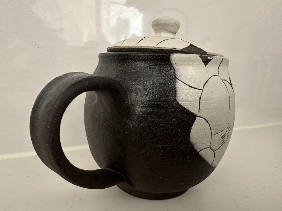 益子焼　作家　陶芸家　中川守雄　焼物　白椿　搔き落とし 益子焼 作家 陶芸家 中川守雄 焼物 白椿 搔き落とし - メルカリ