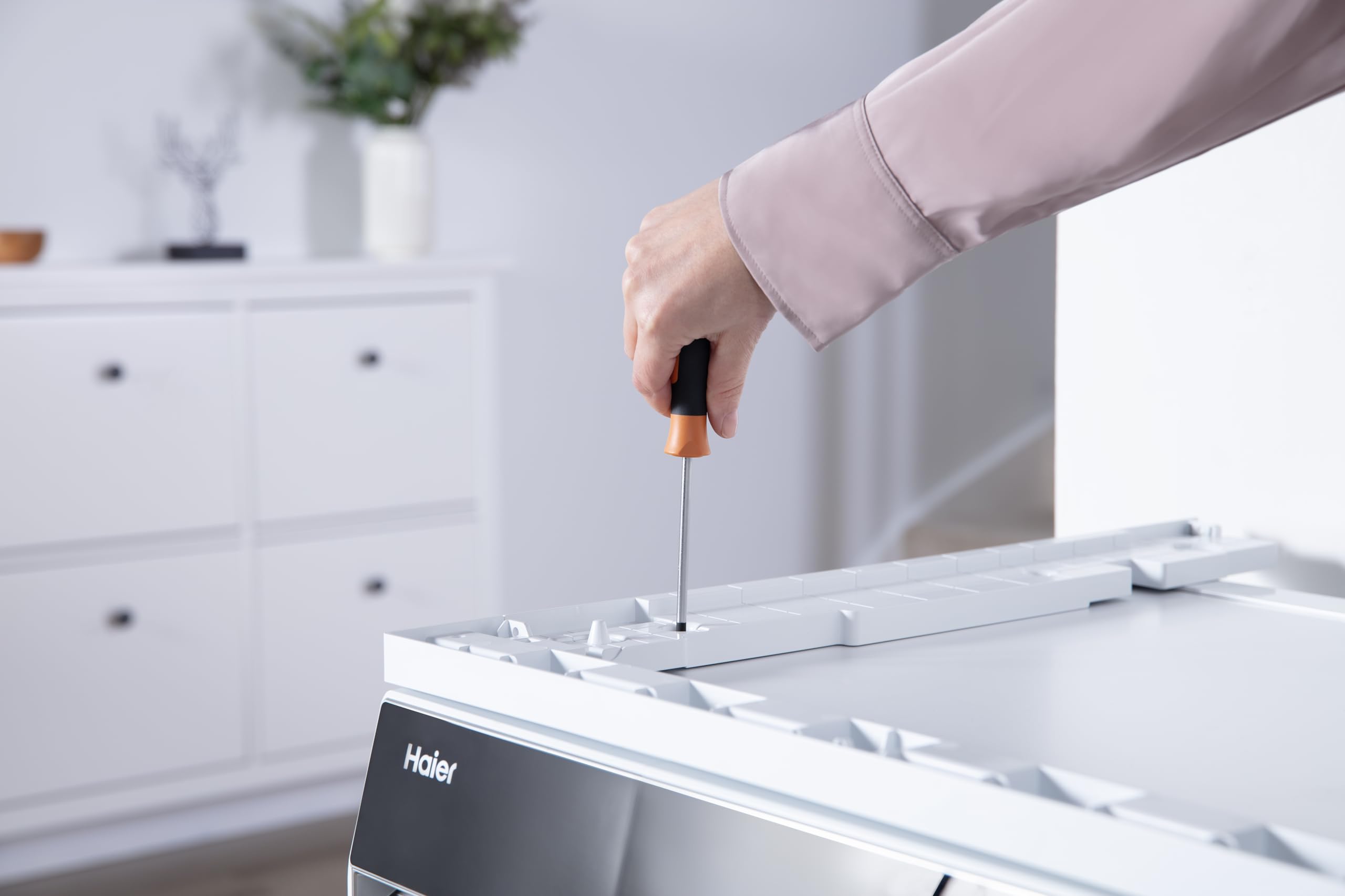 Haier X11 kit de apilamiento para lavadora y secadora: ahorro de espacio, soporte de fácil instalación, antivibración, integración perfecta con sus modelos Haier X11