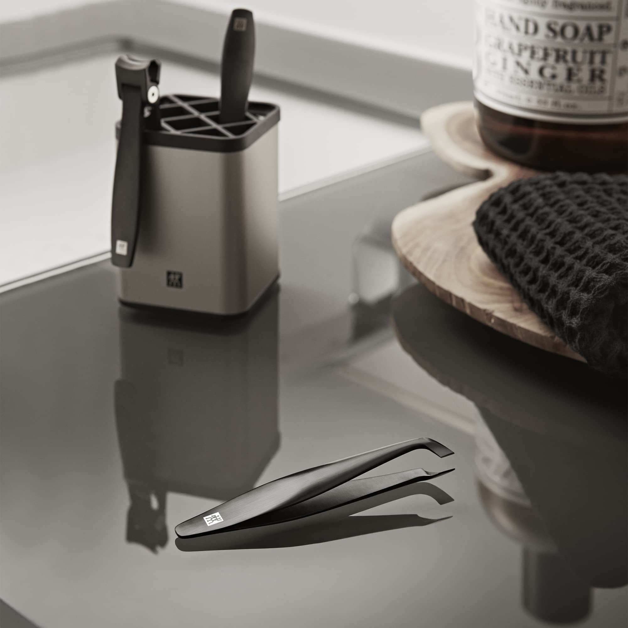 ZWILLING Beauty TWINOX Men’s Manual Cuticle Nippers - Matte Black