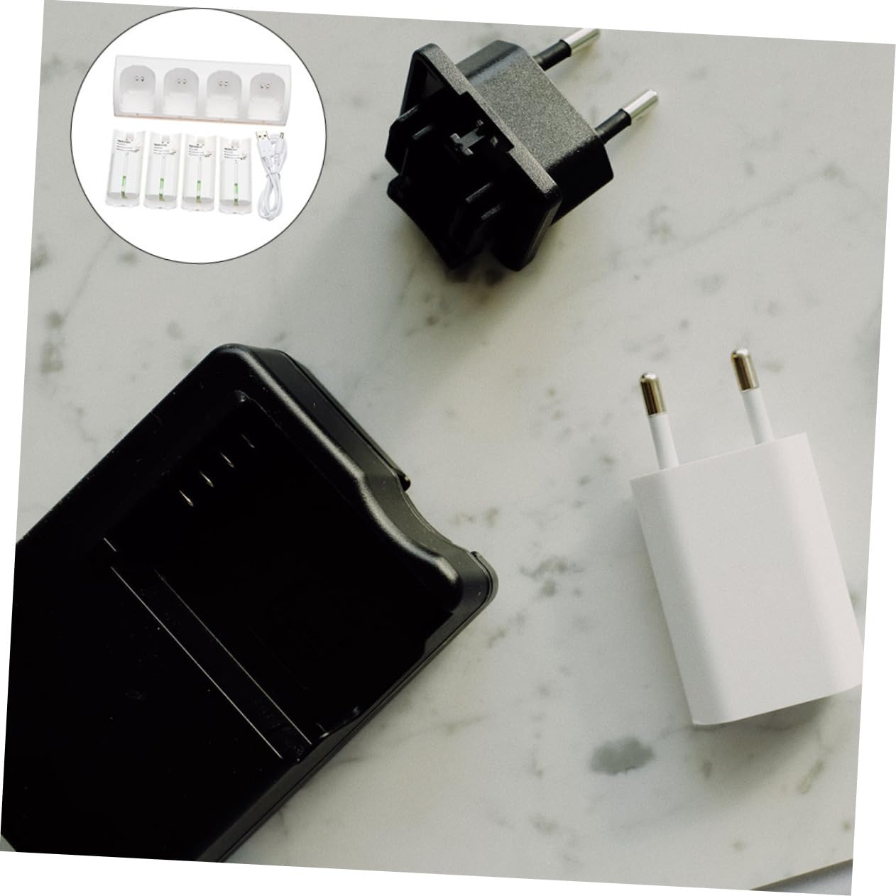 POPETPOP Adattatore per Batteria Slot Stazione di Ricarica Batteria Cavo USB Caricabatterie Compatto in Plastica Bianca Ricarica Pile Ovunque