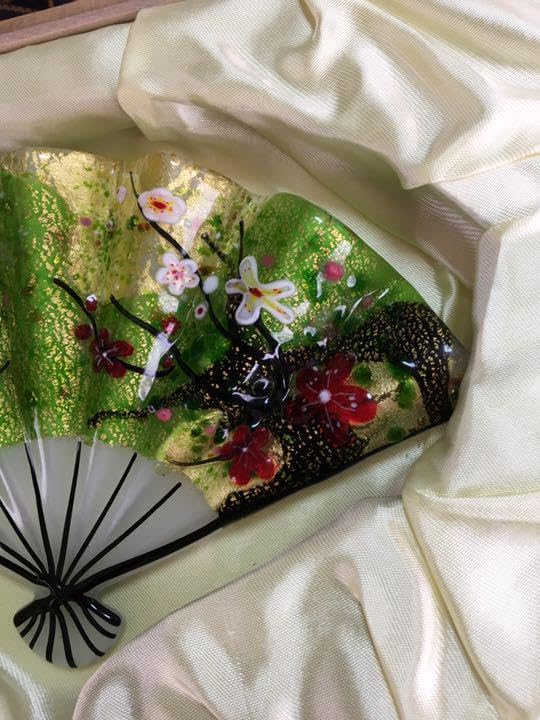 レア　美品　黒木国昭　ガラス扇面飾り Amazon.co.jp: レア 黒木国昭 ガラス扇面飾り : おもちゃ