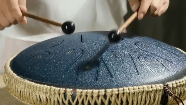 Amazon.com: Steel Tongue Drum- ChunFeng 14 Inch 15 Notes