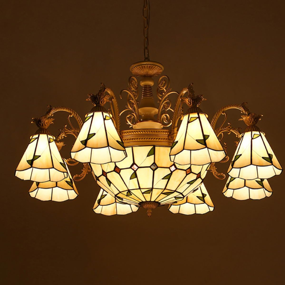 Beavorty Paralume in Vetro Bianco per Lampadario a Soffitto Foro Centrale 4,2 Cm, Design Romantico e Delicato, per Decorazione Casa e Protezione