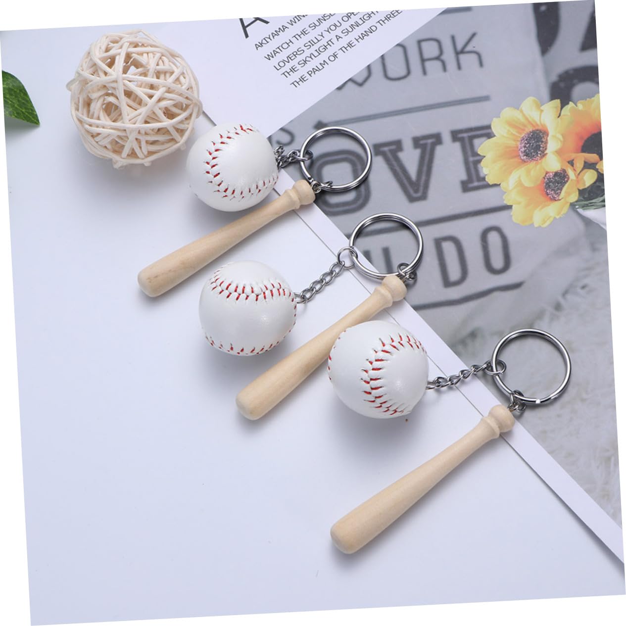 Uonlytech 16 pezzi Portachiavi da Baseball Forma di Mazza Ciondolo Sportivo per Donne Decorazione per Borse e Regalo Pratico e Resistente