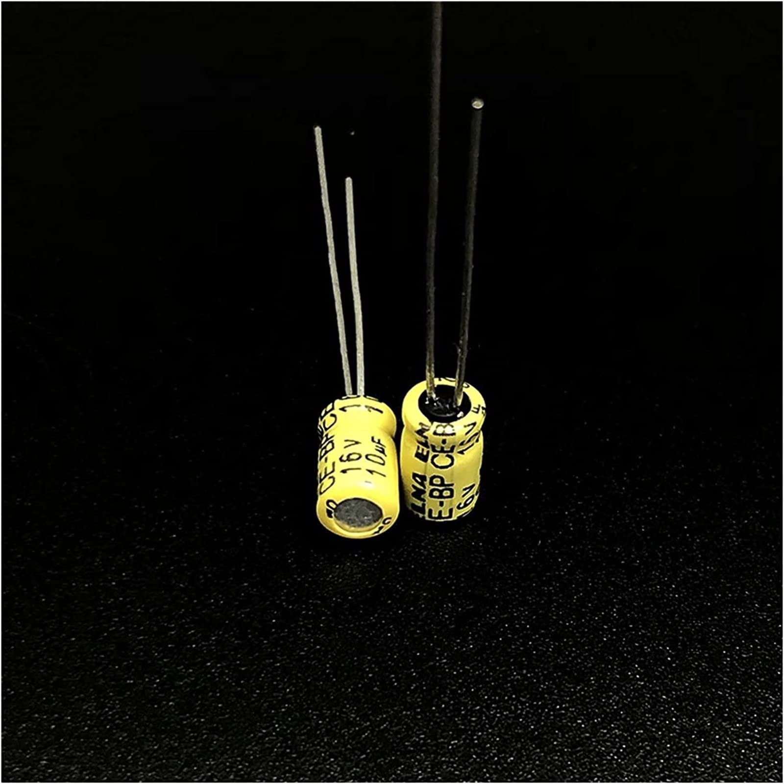 Akcesoria elektroniczne Zestaw kondensatorów 10 szt. 10uF 16V CE-BP 4x7mm 16V10uF Dwubiegunowe kondensatory audio Kondensatory Urządzenia elektroniczne