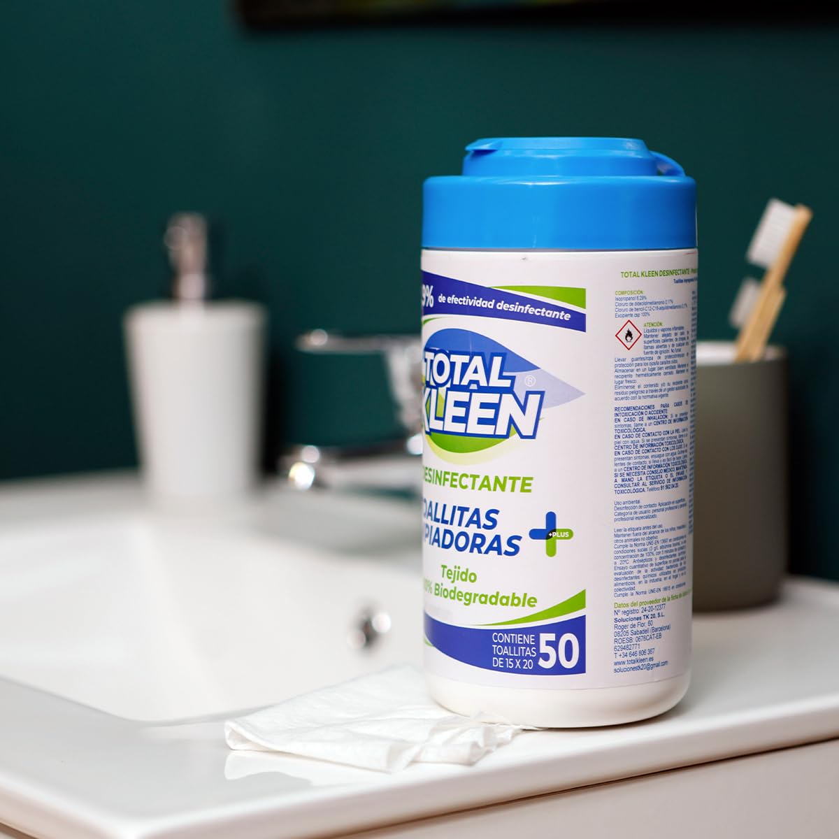 Toallitas de limpieza multiusos Total Kleen para todas las superfícies - 100% Biodegradable - Limpieza en una sola pasada - Envase 100% Reciclable - Bote 100 Toallitas Desinfectantes