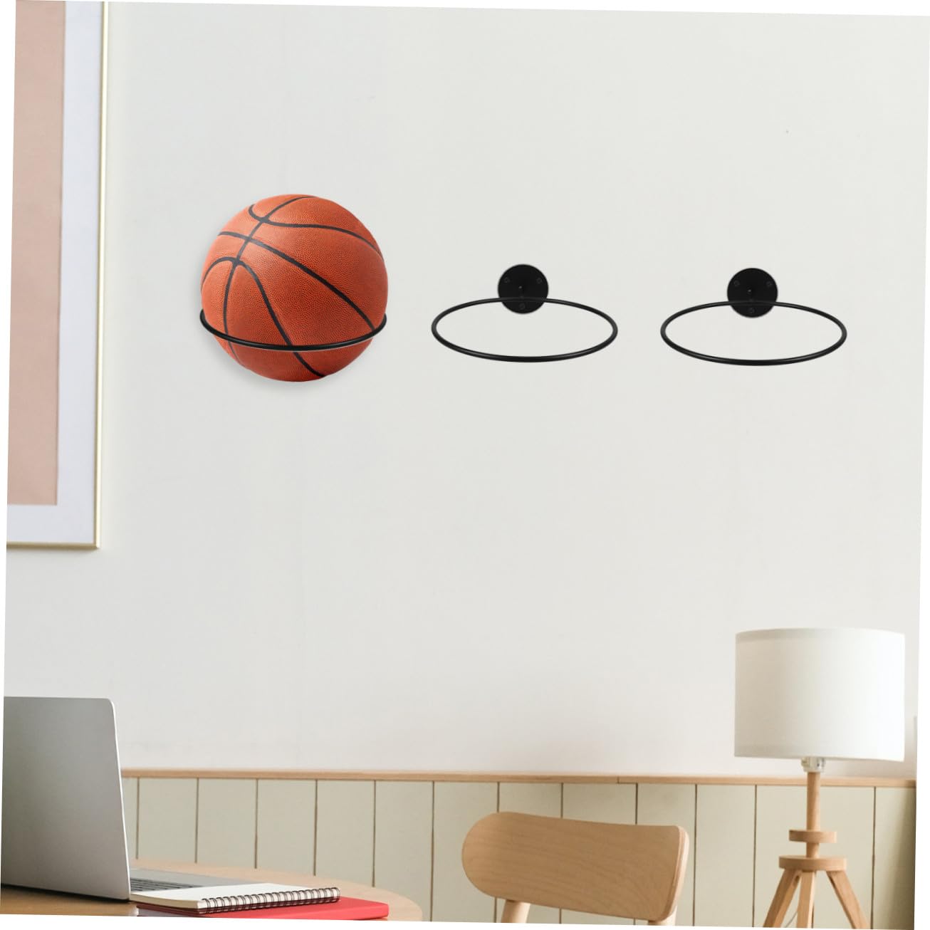 TOYANDONA Estante de Exhibición de Balones de Pared 3 Piezas Negro Hierro | Montaje en Pared, Acabado Liso sin Rebabas, Soporte Firme para Orden y Presentación
